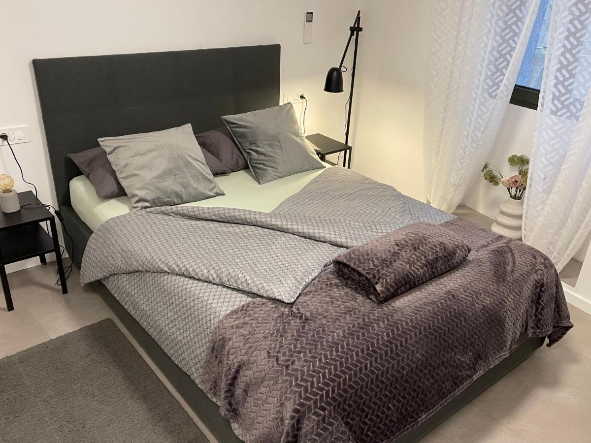 Apartments Piranom Екстер'єр фото