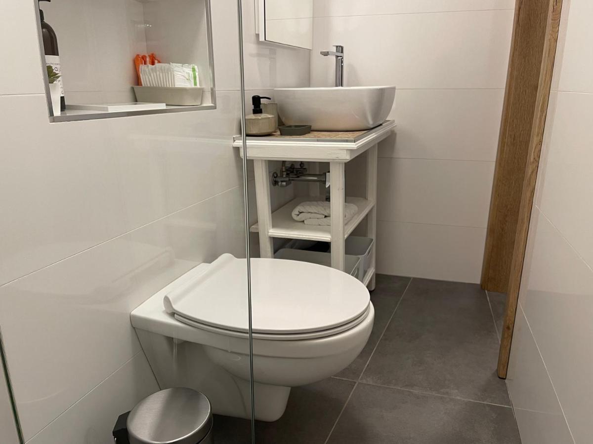 Apartments Piranom Екстер'єр фото