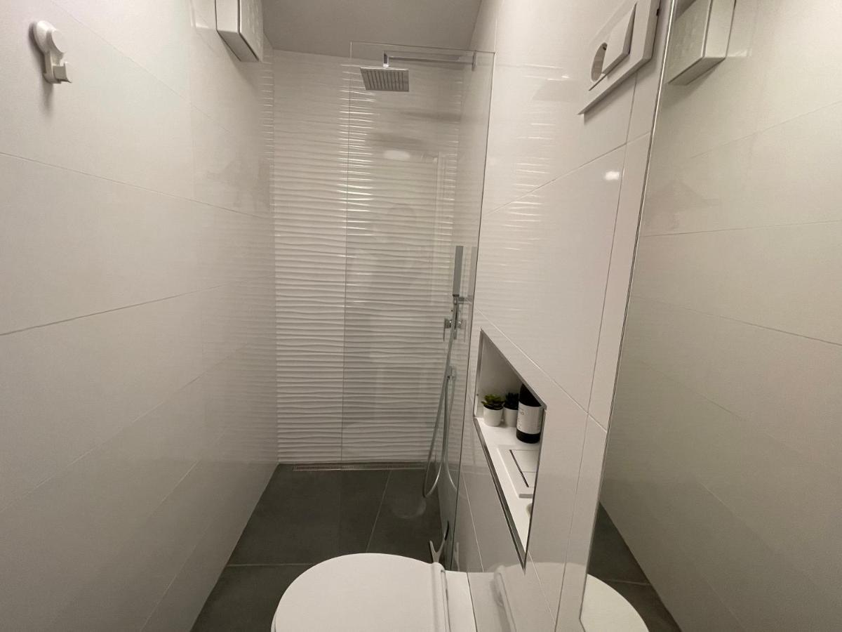 Apartments Piranom Екстер'єр фото